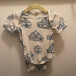 Kate Quinn white and Blue Barn Print Onesie
